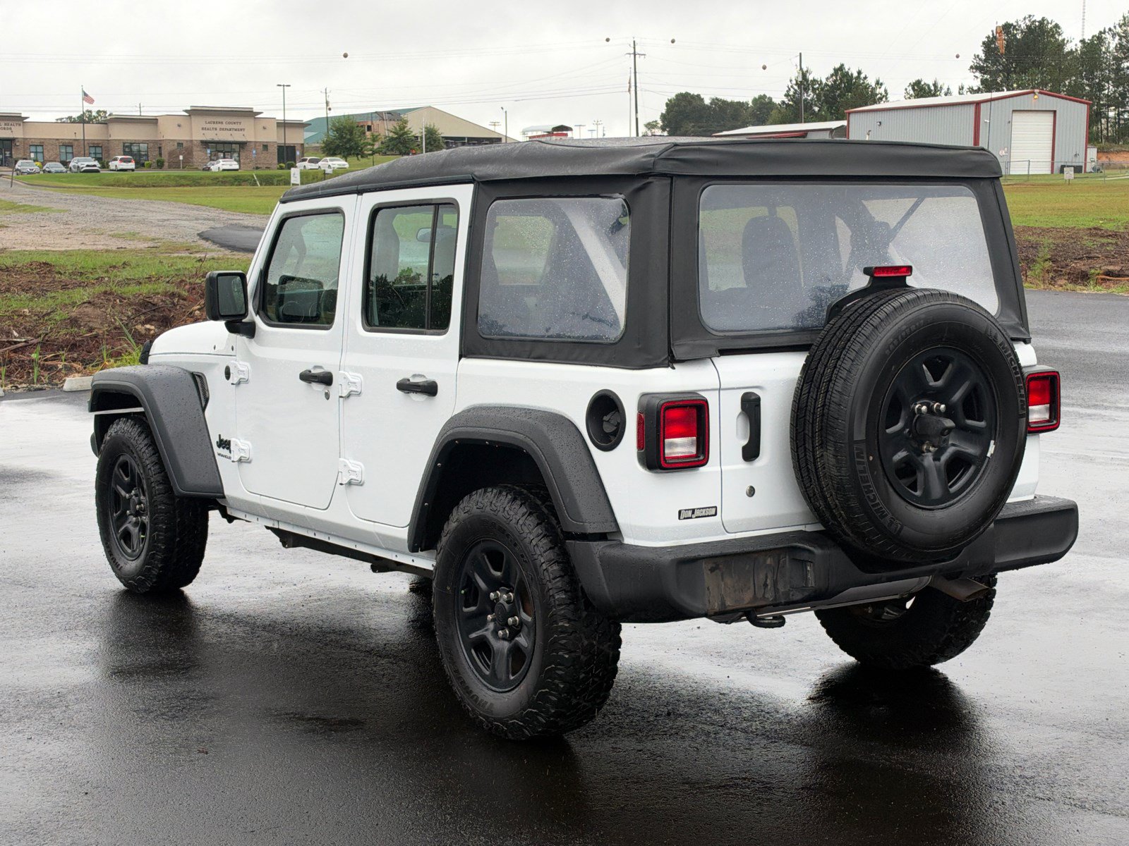 Used 2023 Jeep Wrangler Unlimited Sport AWD/4WD image 7
