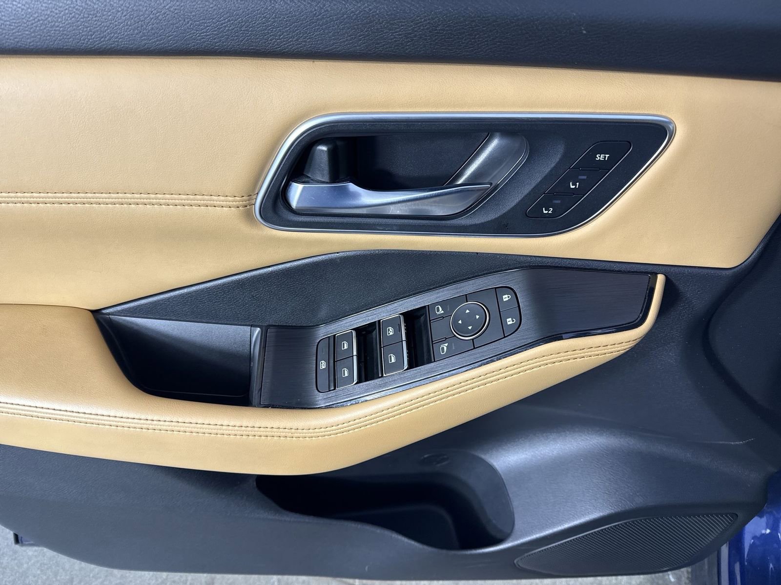 Certified 2023 Nissan Rogue Platinum w/ Platinum Premium Package image 23