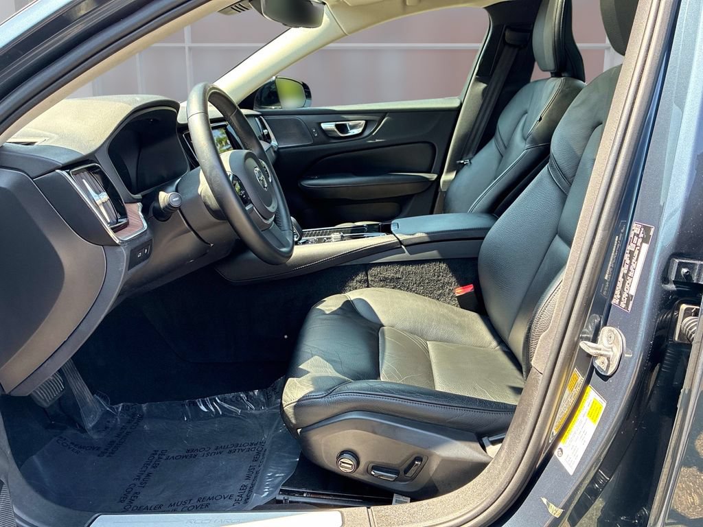 Used 2023 Volvo S60 T8 Plus AWD/4WD image 30