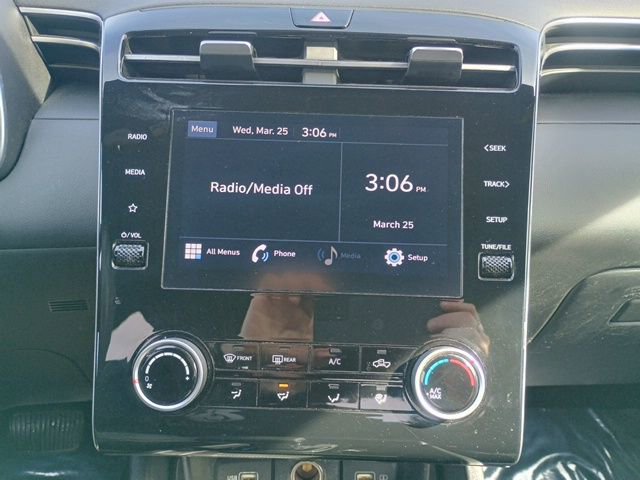 Used 2023 Hyundai Santa Cruz SE w/ Cargo Package image 31