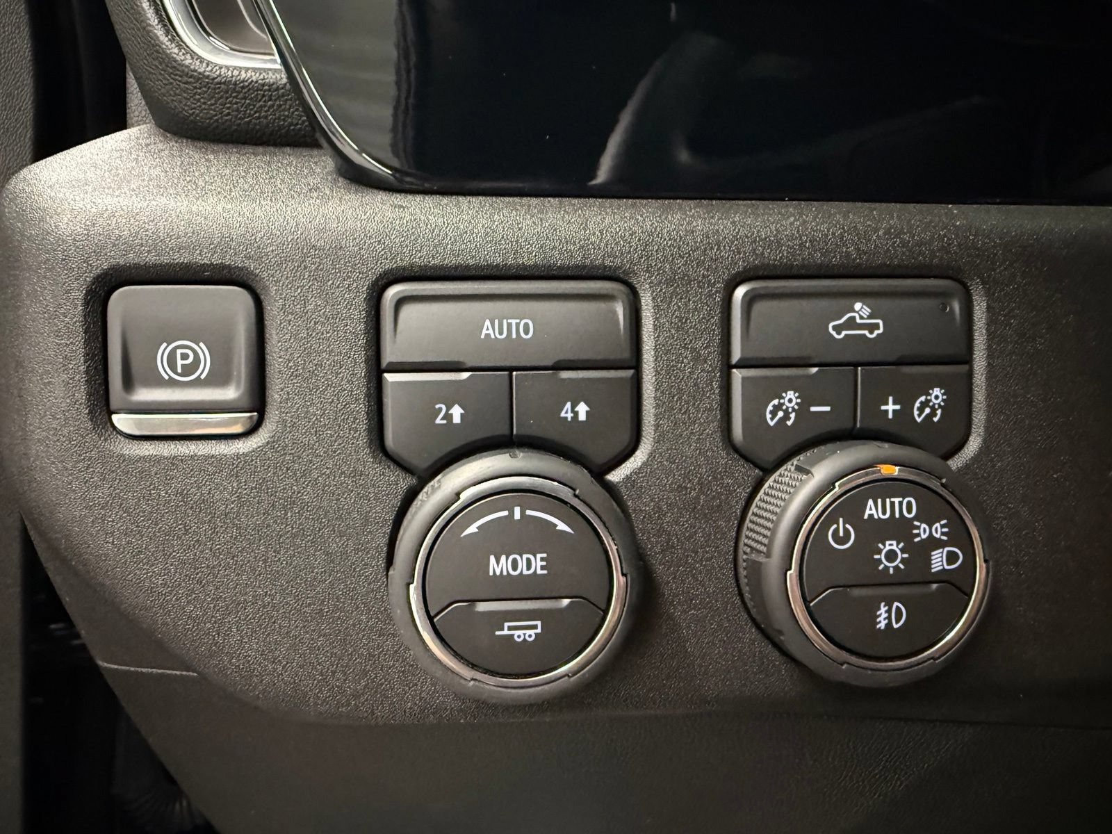 Used 2026 Chevrolet Silverado 1500 RST AWD/4WD image 15