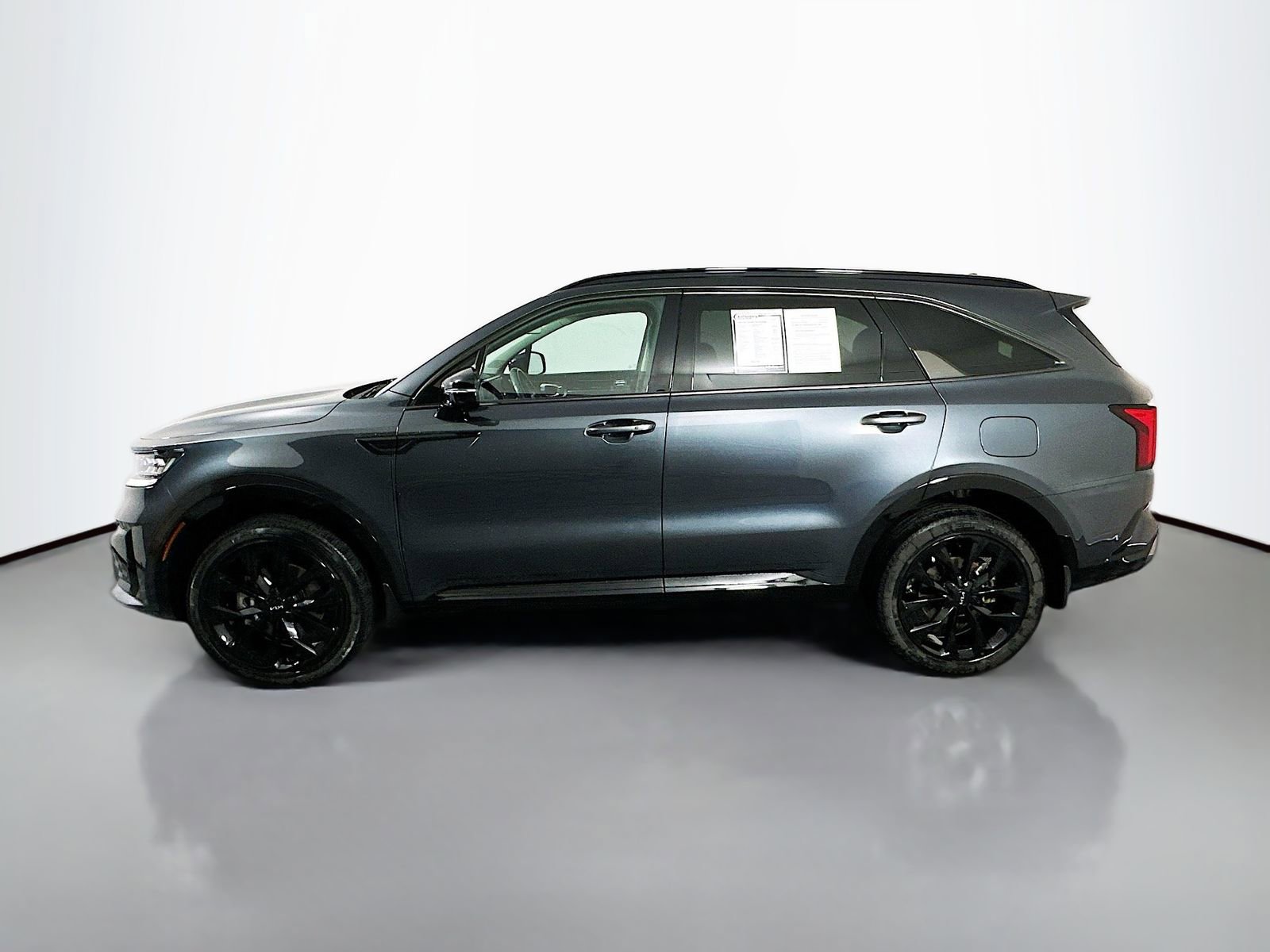 Used 2023 Kia Sorento SX AWD/4WD image 4