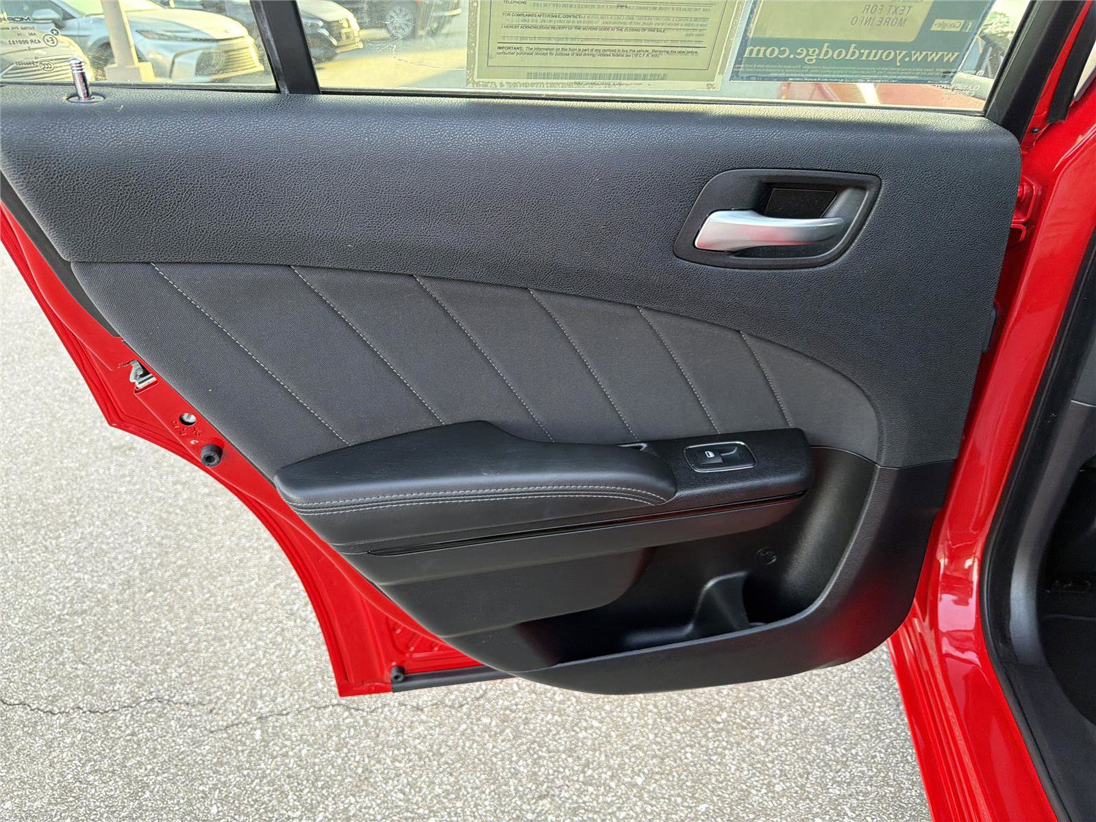 Used 2019 Dodge Charger SXT w/ Blacktop Package image 20