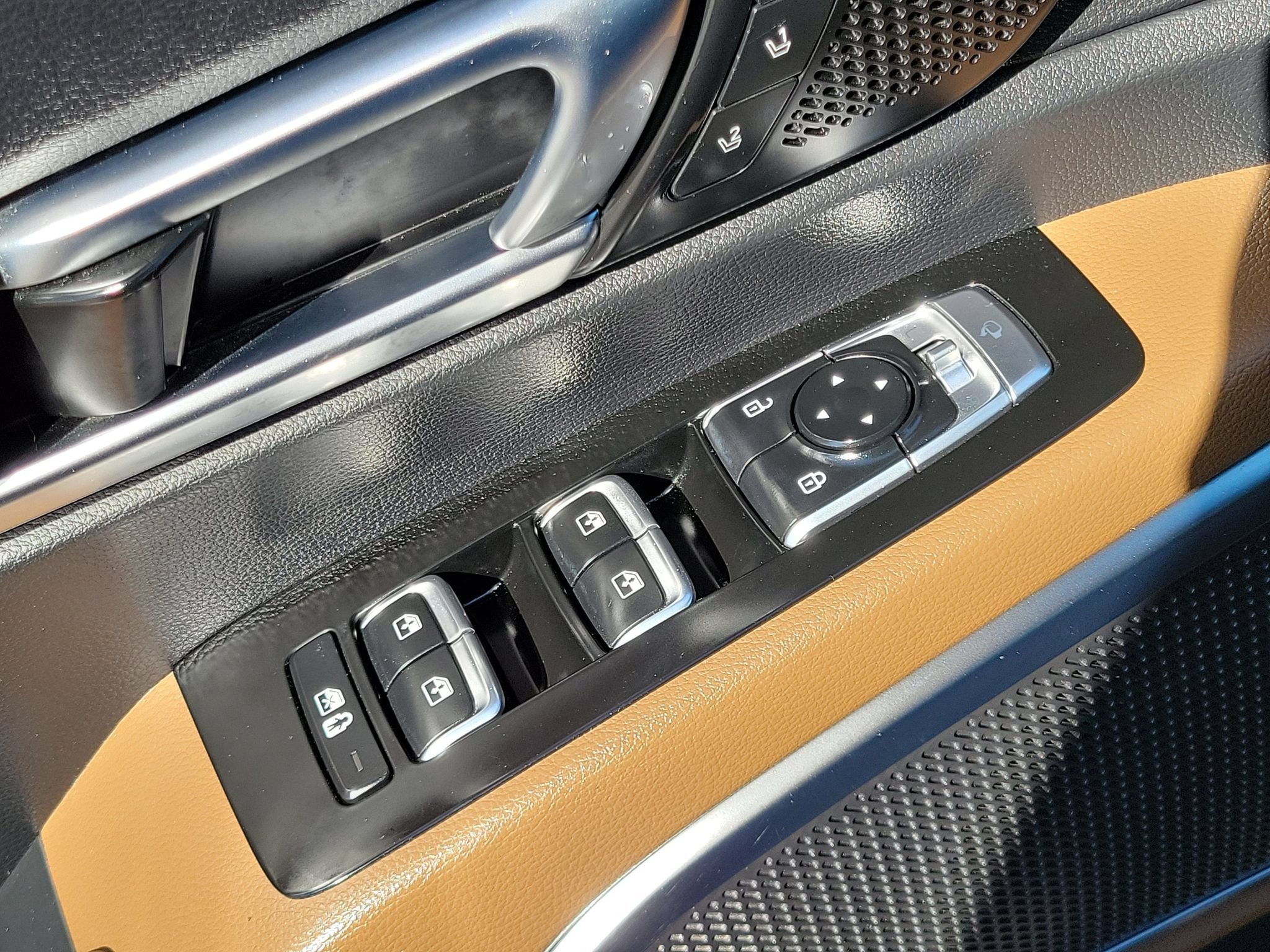 Used 2020 Kia Telluride SX w/ SX Prestige Package AWD/4WD image 10