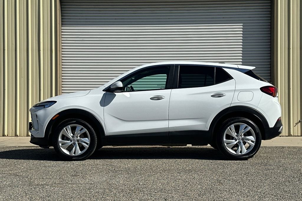 Used 2024 Buick Encore GX Preferred FWD image 3