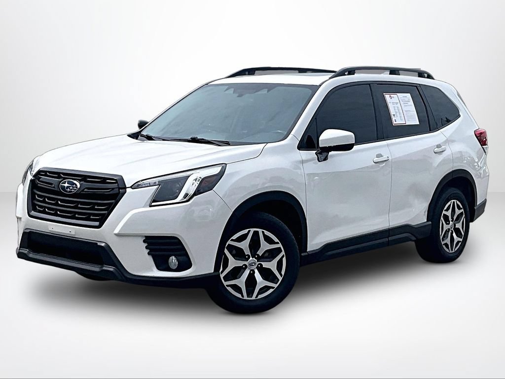 Used 2022 Subaru Forester Premium AWD/4WD image 2