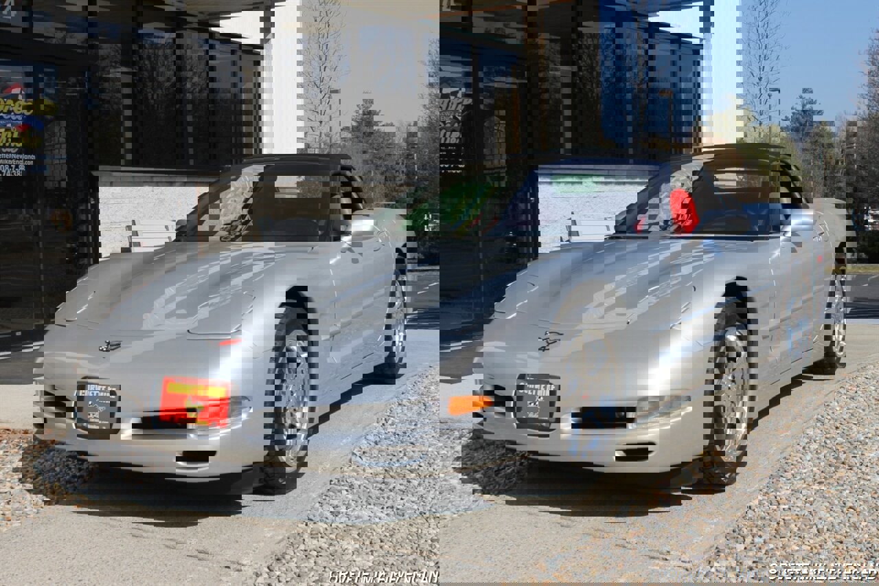 Used 2001 Chevrolet Corvette Convertible w/ Preferred Equipment Group2 image 8