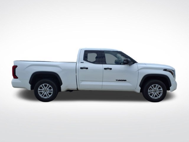 Used 2022 Toyota Tundra SR5 w/ SR5 Convenience Package RWD image 28