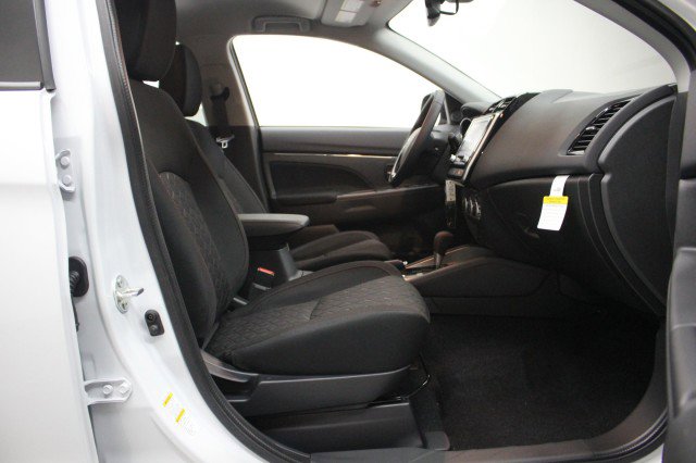 New 2026 Mitsubishi Outlander Sport LE AWD/4WD image 18