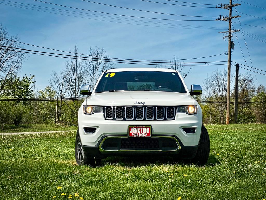 Used 2019 Jeep Grand Cherokee Limited AWD/4WD image 8