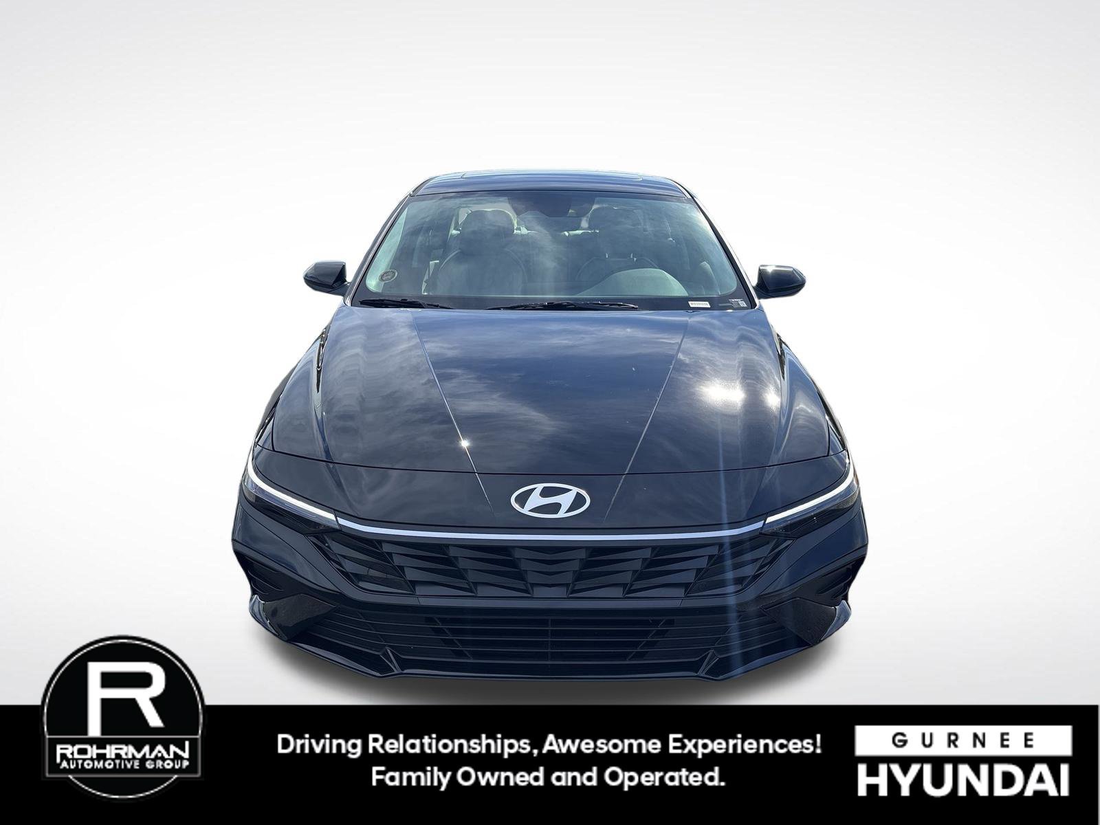 New 2026 Hyundai Elantra SEL Sport FWD image 3