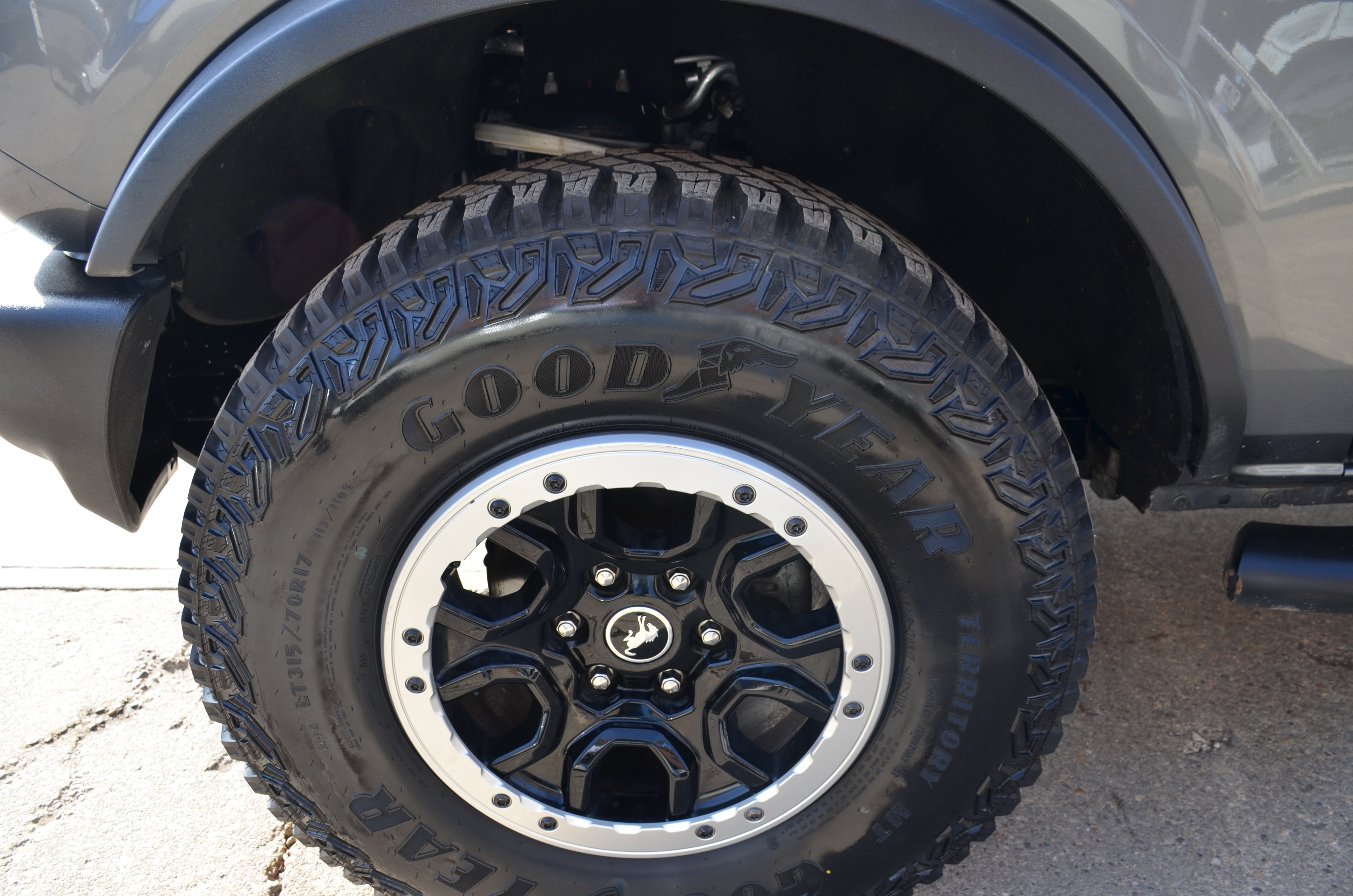 Used 2022 Ford Bronco Big Bend w/ Sasquatch Package image 7