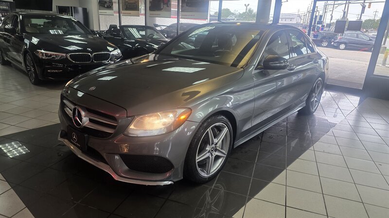 Used 2017 Mercedes-Benz C 300 4MATIC Sedan image 1