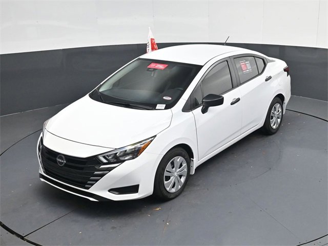 Used 2025 Nissan Versa S w/ Trunk Package image 45