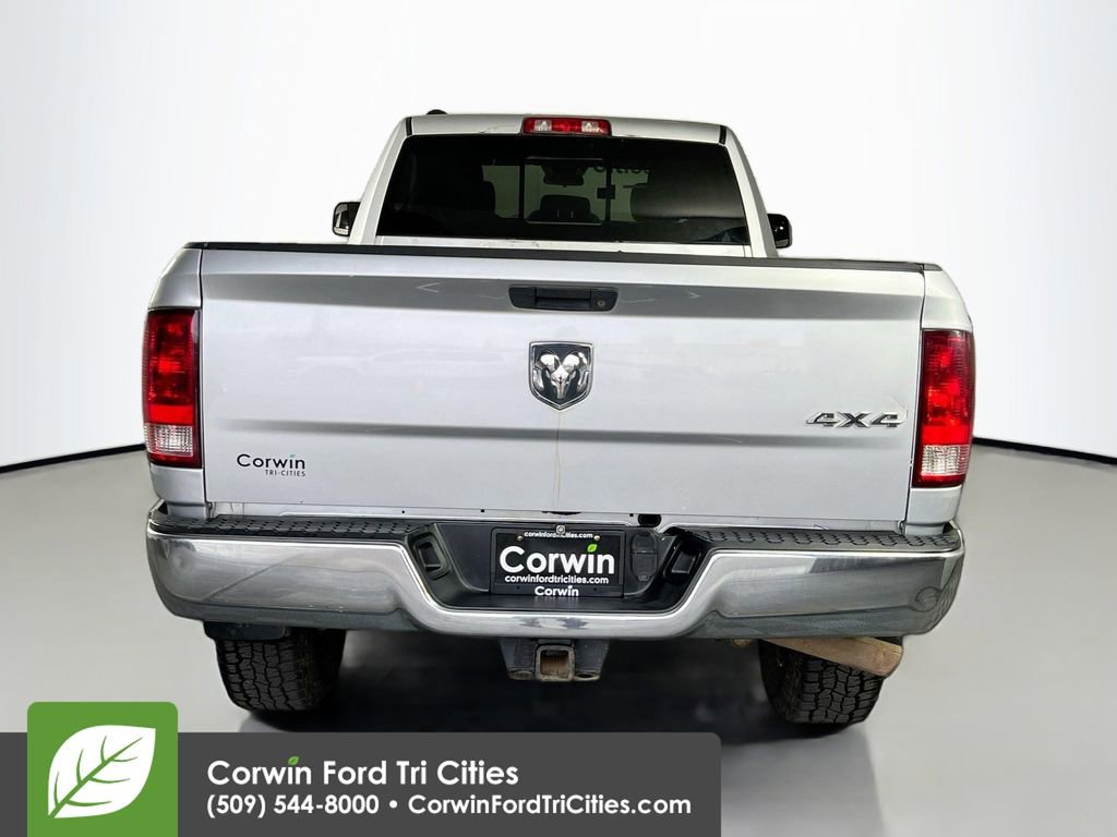 Used 2014 RAM 2500 Tradesman w/ Chrome Appearance Group AWD/4WD image 11