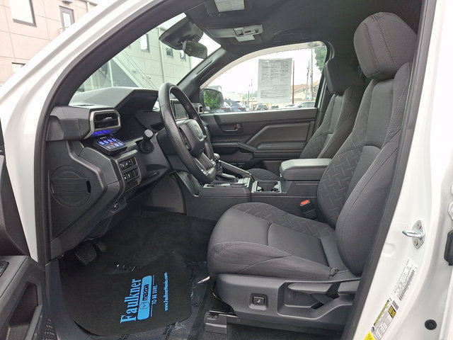 Used 2024 Toyota Tacoma SR RWD image 12
