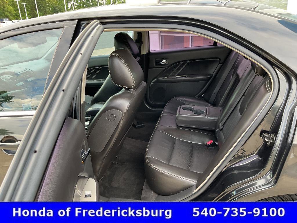 Used 2010 Ford Fusion Sport FWD image 24