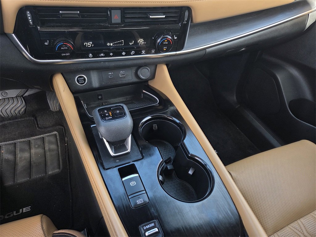 Used 2023 Nissan Rogue Platinum image 12