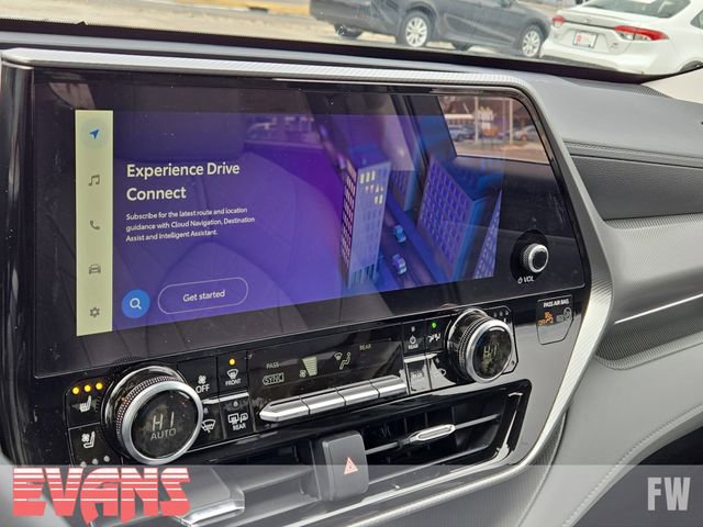 New 2026 Toyota Highlander Platinum image 8