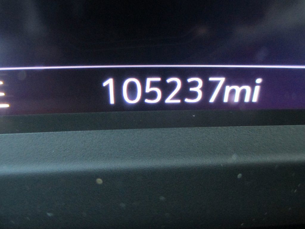 Used 2020 Chevrolet Silverado 1500 High Country w/ Technology Package image 33