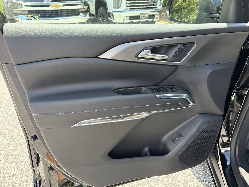 New 2026 Chevrolet Traverse LT image 23