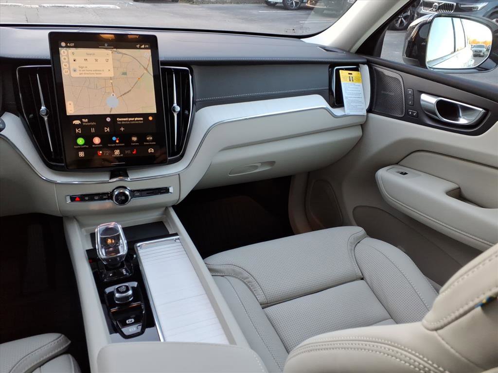 New 2026 Volvo XC60 B5 Ultra w/ Protection Package Premier image 14
