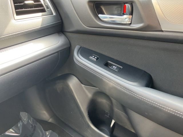 Used 2018 Subaru Outback 2.5i Premium image 28