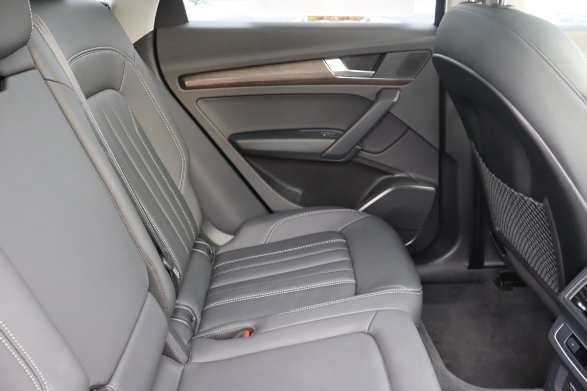 Used 2025 Audi Q5 2.0T Premium w/ Convenience Plus Package image 14