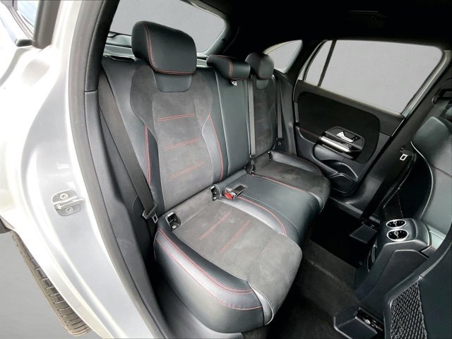 Certified 2023 Mercedes-Benz GLA 250 image 29