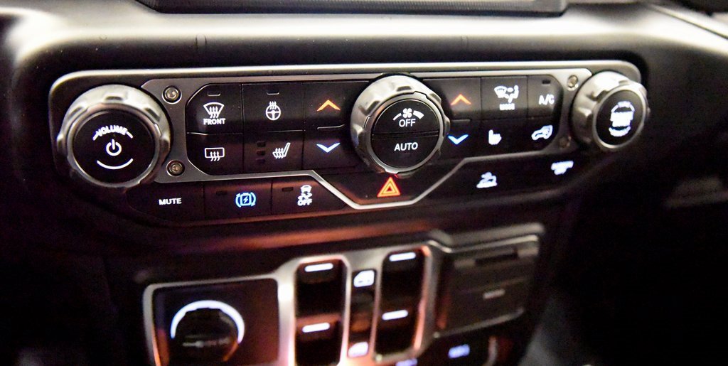 Used 2023 Jeep Wrangler Unlimited Rubicon 4xe w/ Cold Weather Group image 18