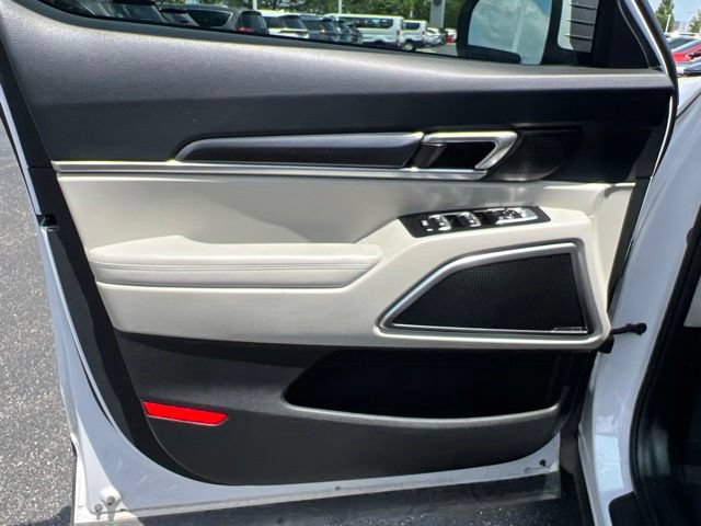 Certified 2024 Kia Telluride S w/ S Sunroof Package FWD image 31