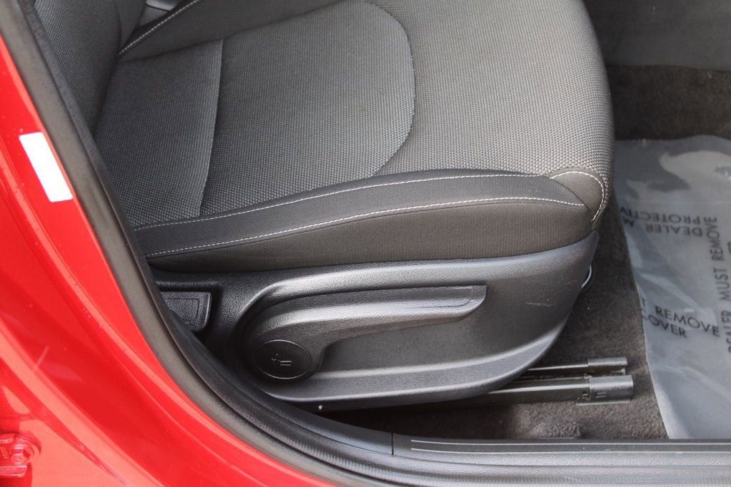 Used 2024 Kia Forte LXS image 19