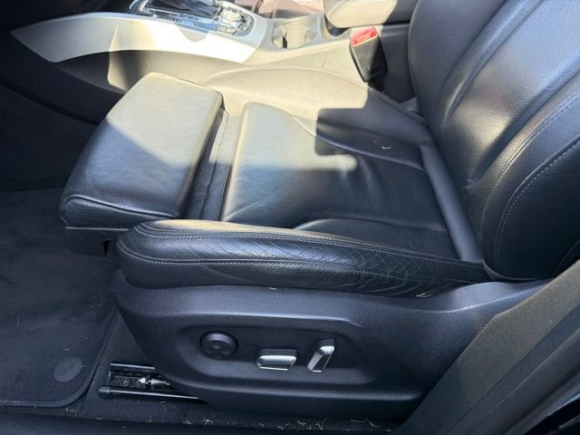 Used 2017 Audi Q5 2.0T Premium Plus w/ Technology Package AWD/4WD image 8