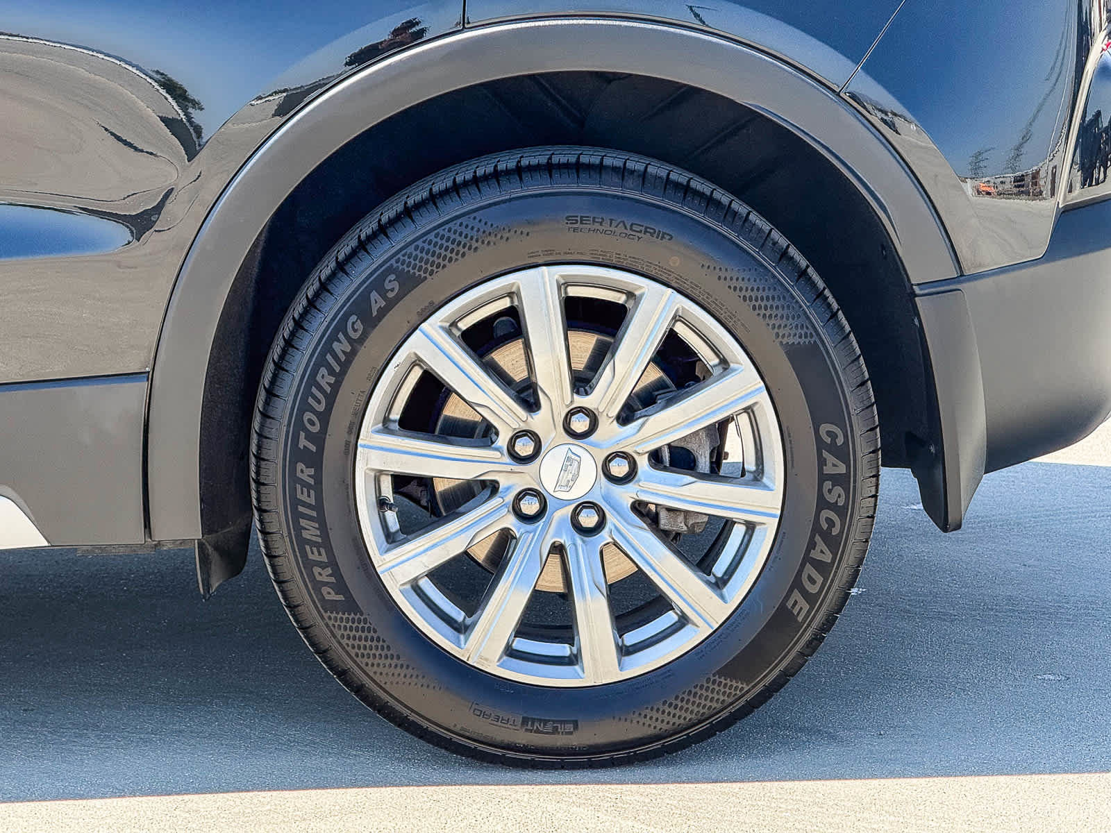 Used 2020 Cadillac XT4 Premium Luxury w/ Driver Awareness Package AWD/4WD image 10