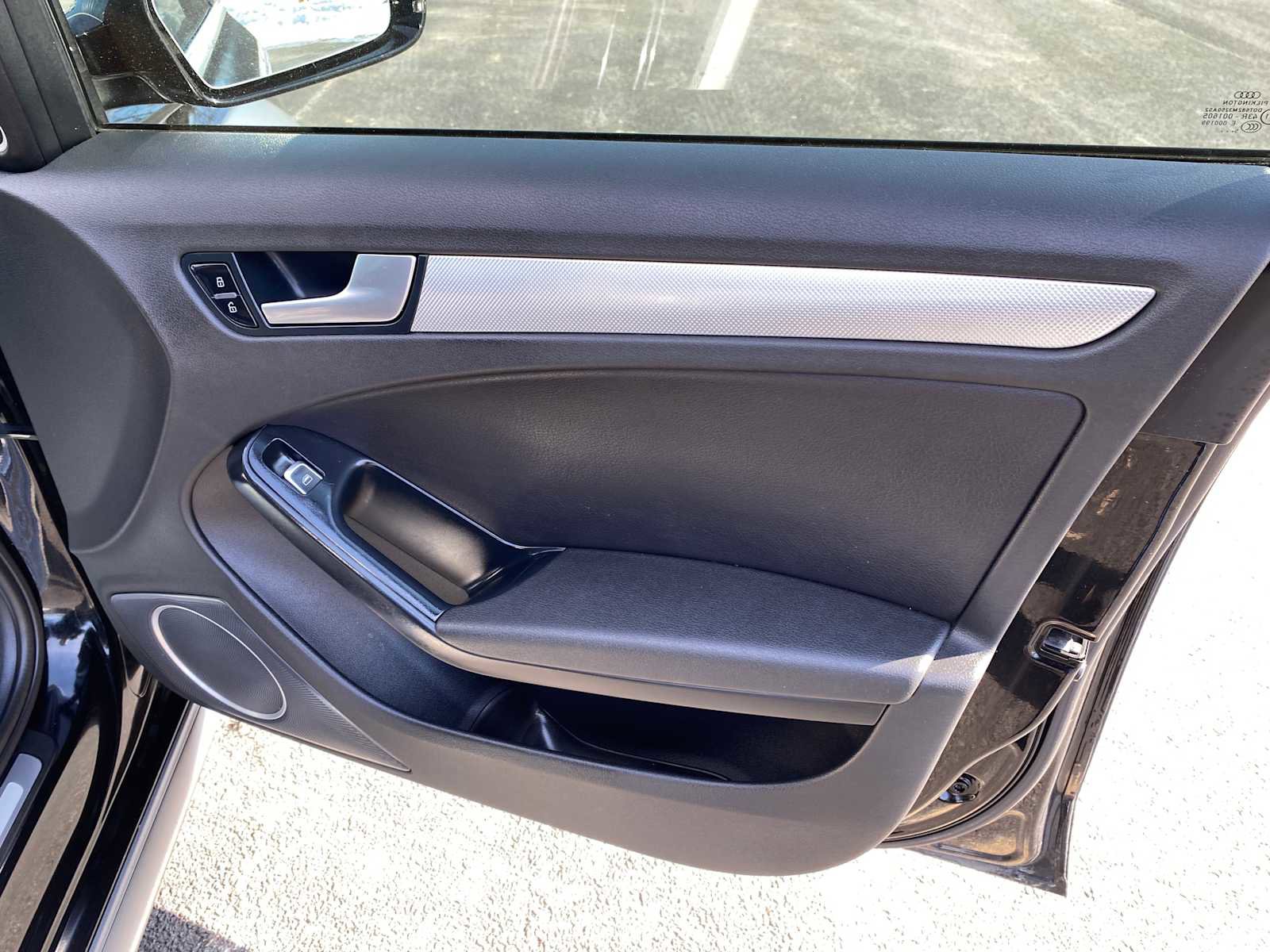 Used 2016 Audi A4 Premium Plus w/ Technology Package image 39