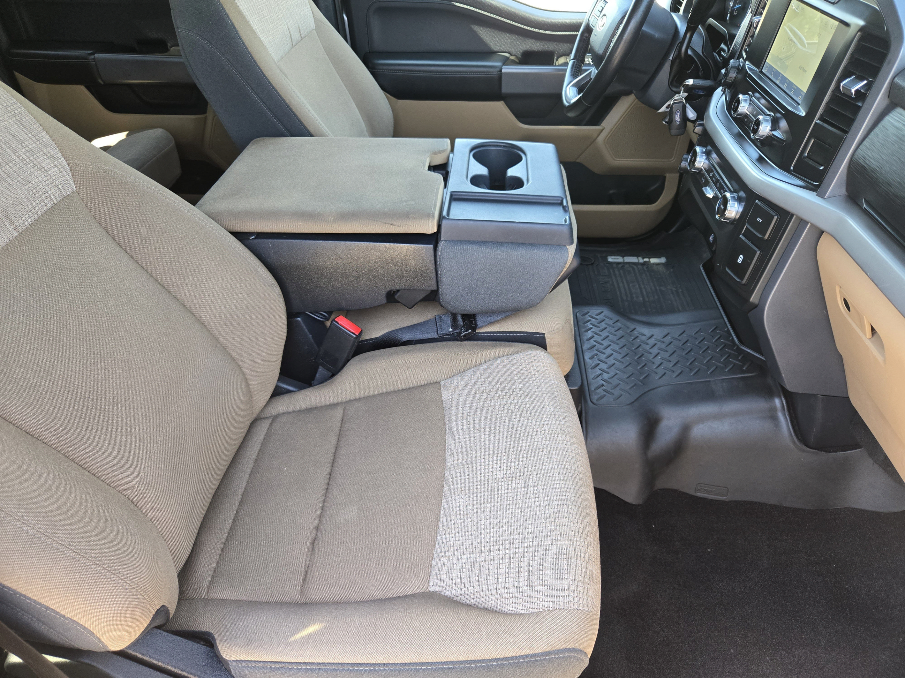 Used 2022 Ford F150 XLT w/ Equipment Group 301A Mid AWD/4WD image 9