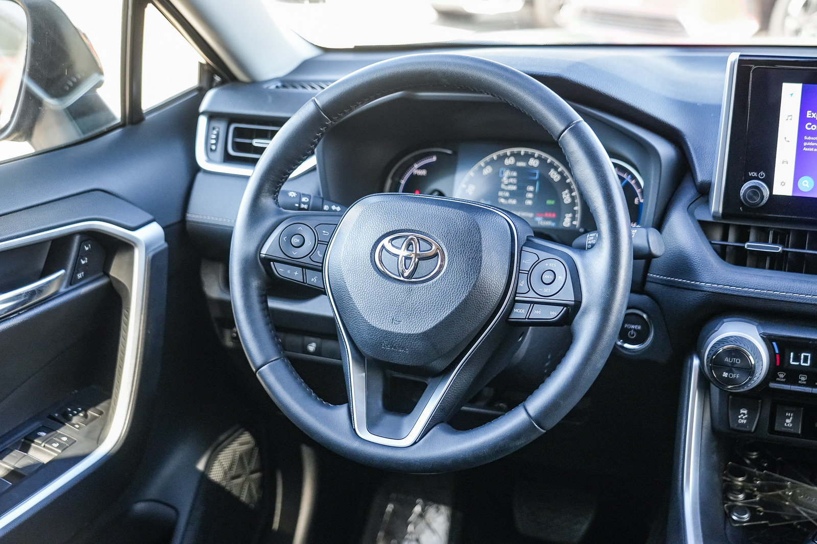Certified 2025 Toyota RAV4 XLE Premium w/ Weather Package AWD/4WD image 15