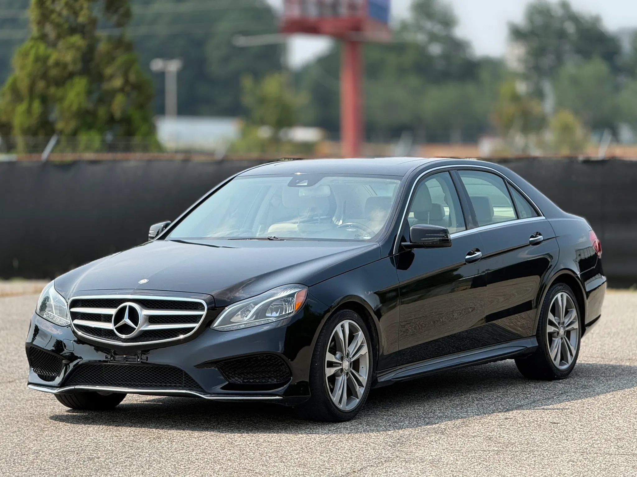 Used 2014 Mercedes-Benz E 350 Sedan image 6