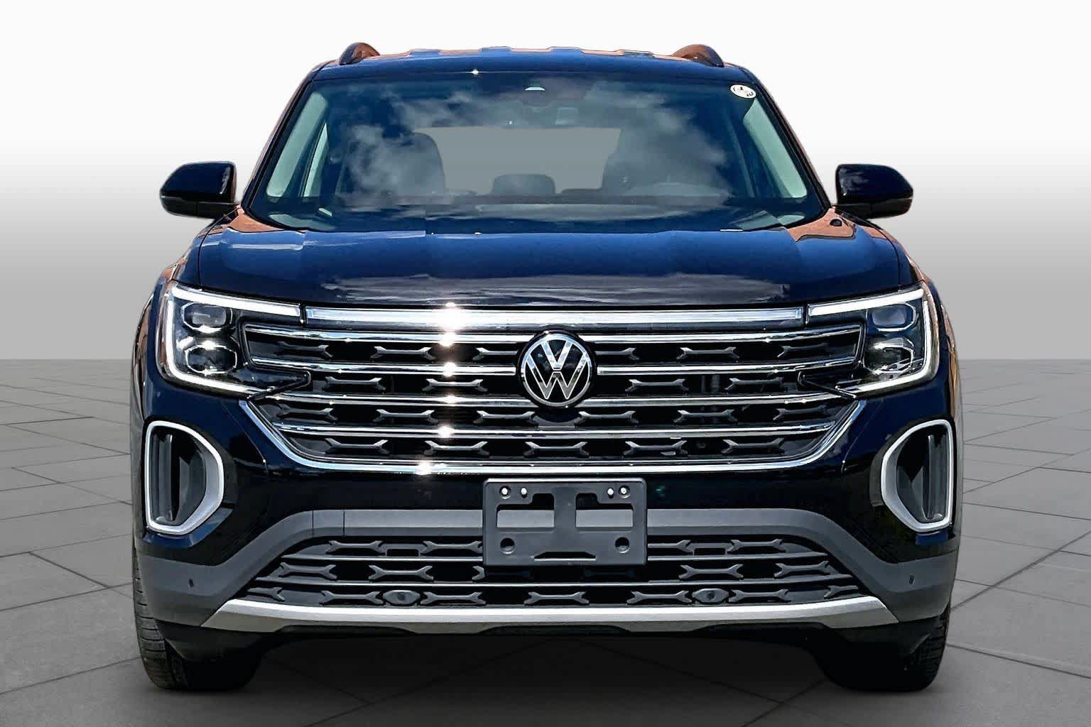 Used 2026 Volkswagen Atlas SE AWD/4WD image 4