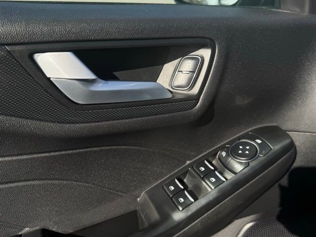 Used 2024 Ford Escape ST-Line FWD image 15