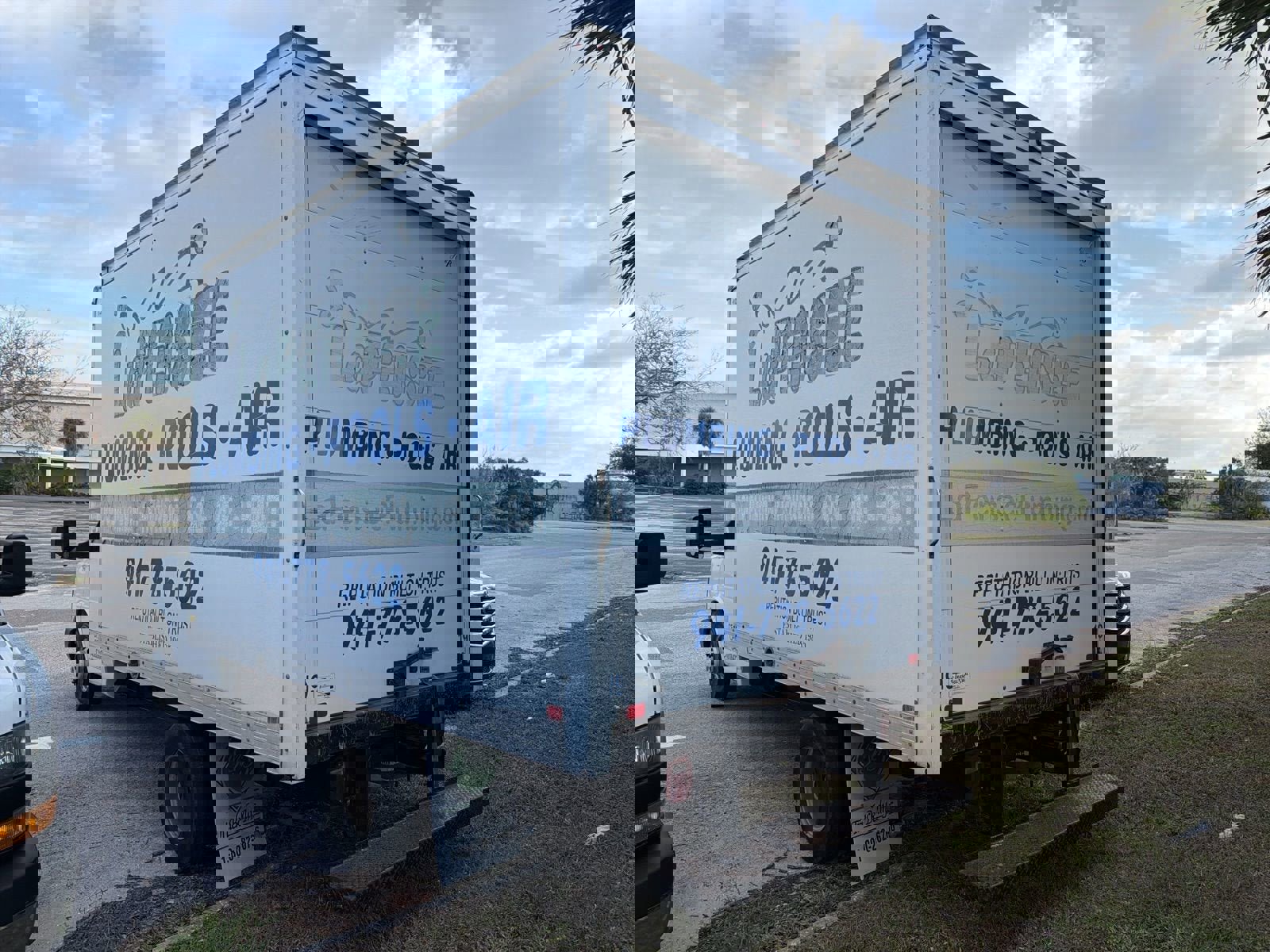 Used 2017 GMC Savana 3500 image 7