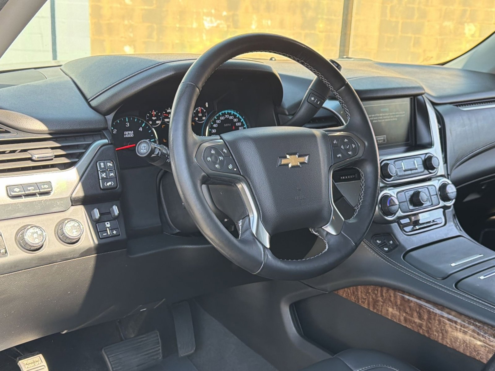 Used 2019 Chevrolet Tahoe Premier AWD/4WD image 17