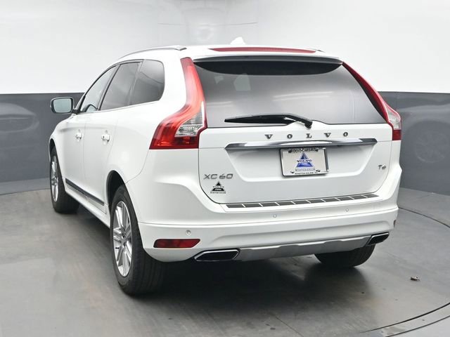 Used 2016 Volvo XC60 T6 w/ Proximity Package image 7
