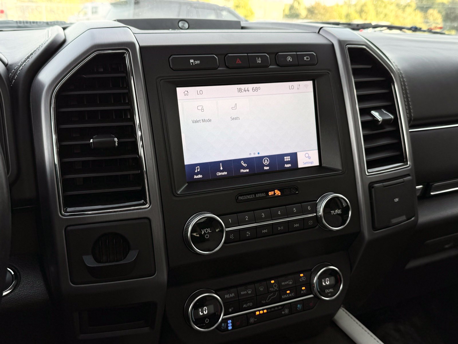Used 2020 Ford Expedition Platinum RWD image 46