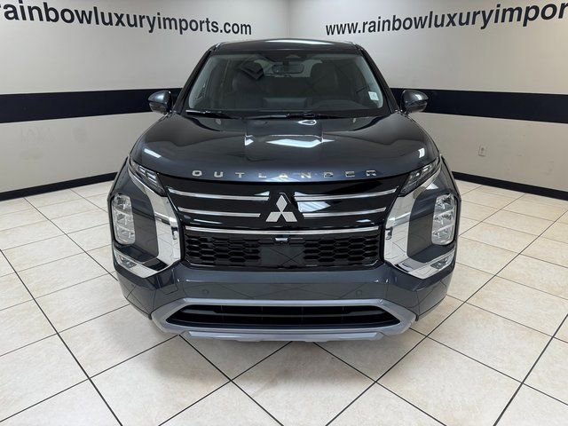 New 2026 Mitsubishi Outlander SE FWD image 2