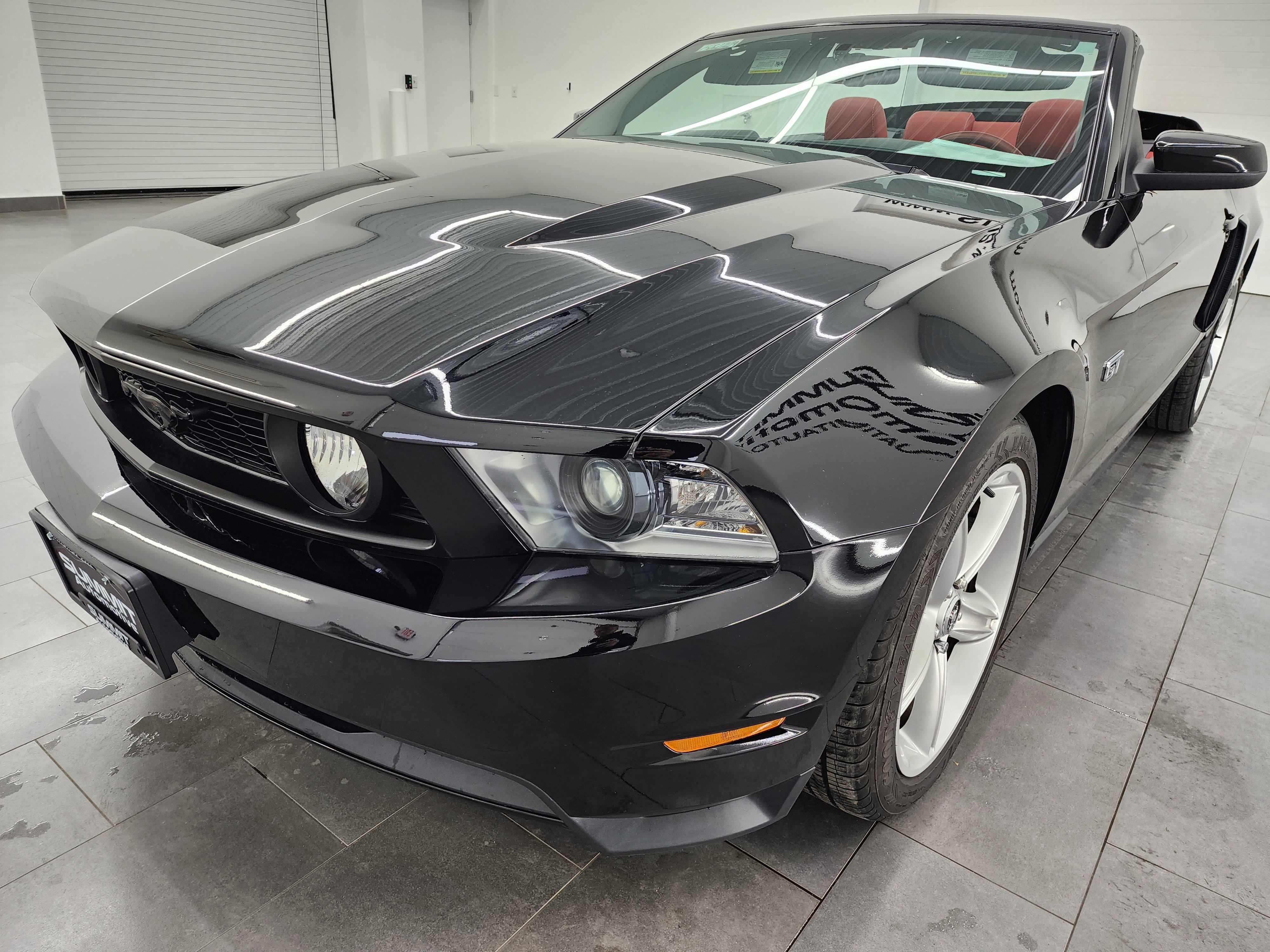 Used 2010 Ford Mustang GT Premium image 55