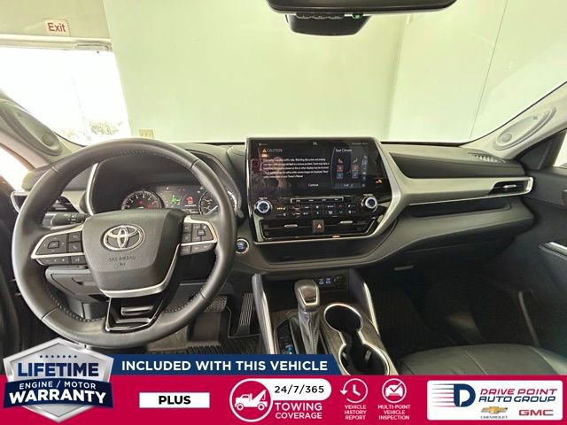 Used 2022 Toyota Highlander Limited AWD/4WD image 16