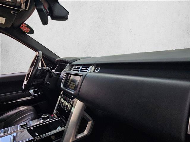 Used 2016 Land Rover Range Rover HSE AWD/4WD image 16