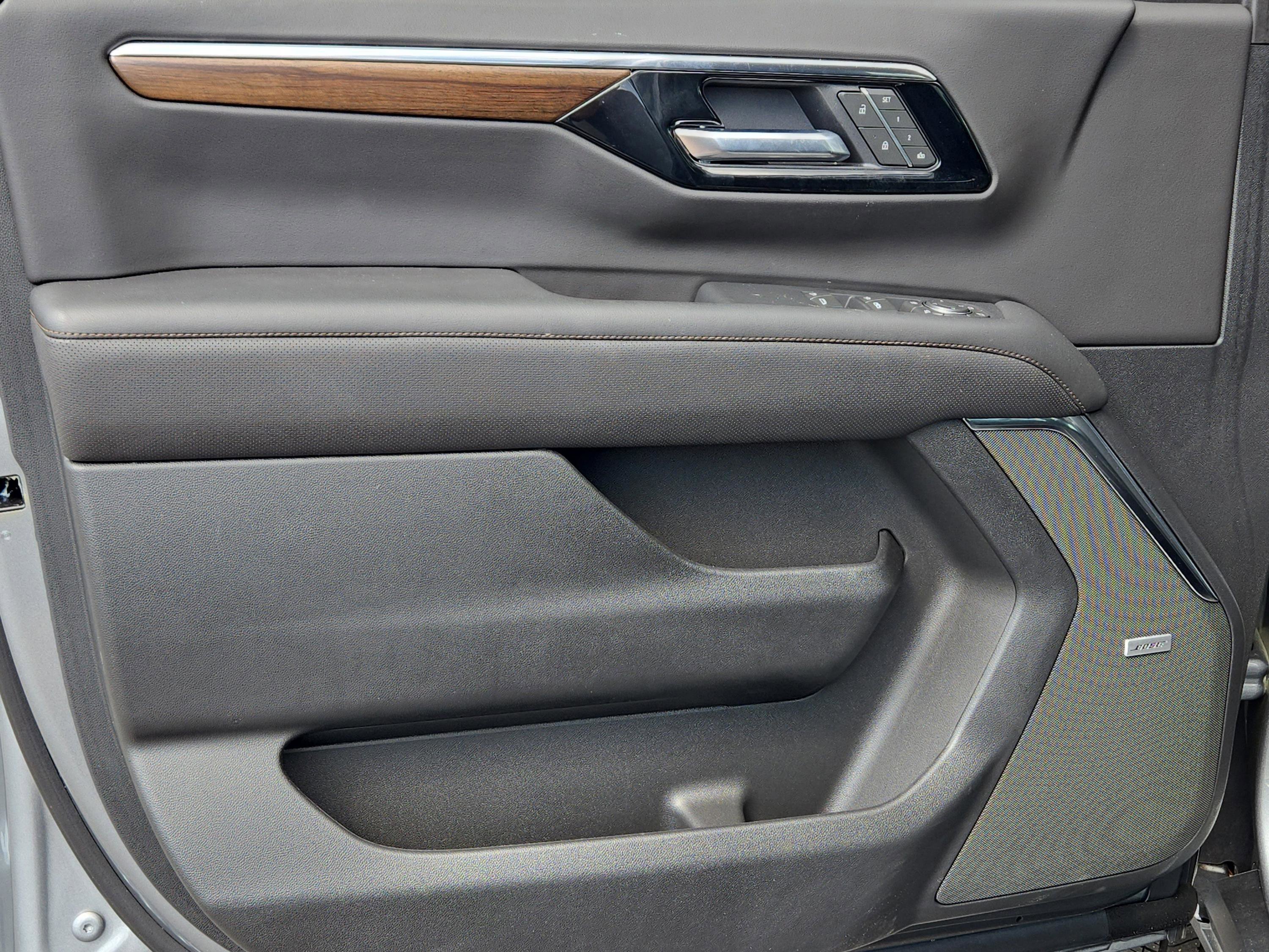 Certified 2025 Chevrolet Tahoe High Country image 14