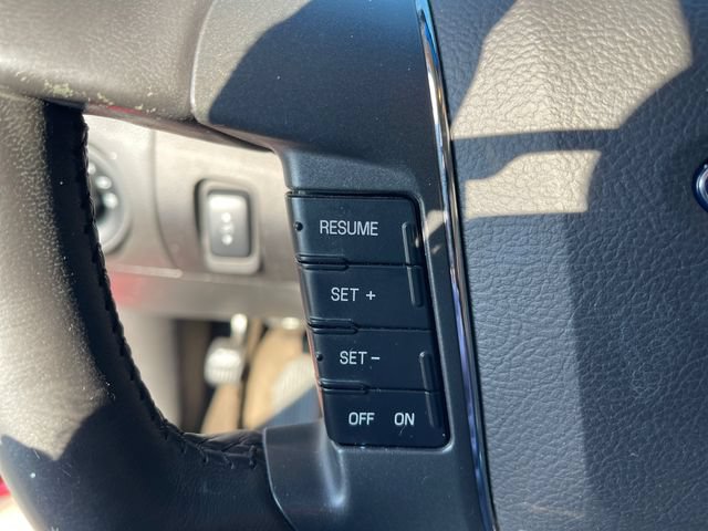 Used 2012 Ford Taurus Limited FWD image 30